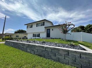 214 SW 4th St, Boca Raton, FL 33432