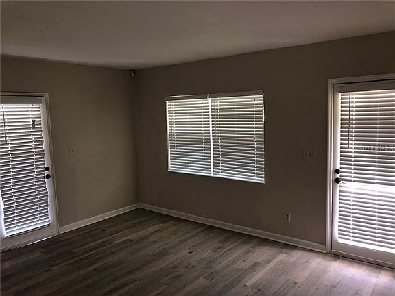 4th image of 3934 W Bay View Ave