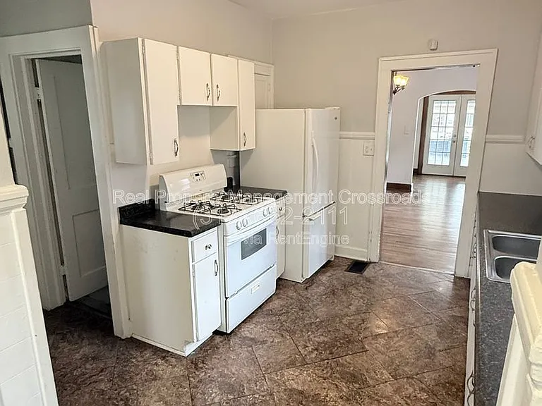 4340 Guilford Ave — Photo 26