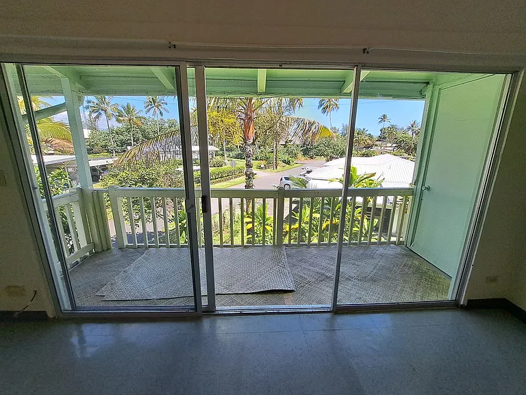 1303 Kalanianaole St #7 — Photo 11