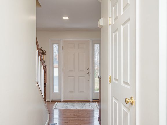 3rd image of 3711 Carlyle Ct