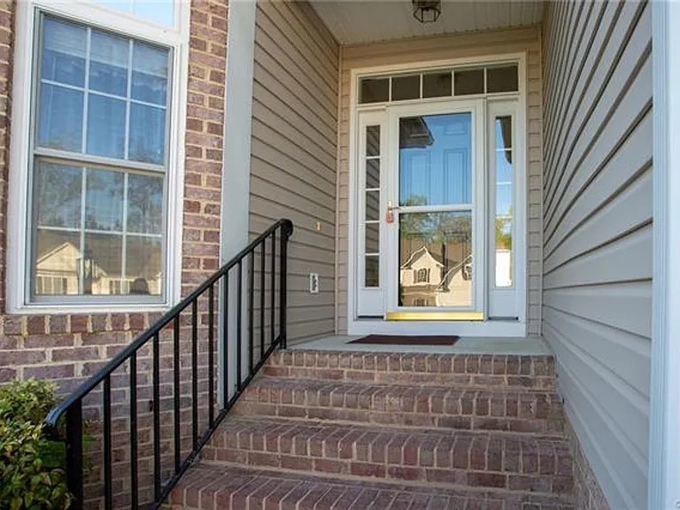 8948 Sawgrass Pl — Photo 3