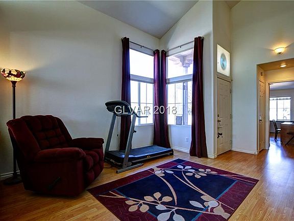 3rd image of 8187 Beekman St