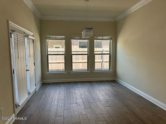 4th image of 303 Finnegan Way