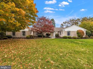 19730 Meadowbrook Rd, Hagerstown, MD 21742