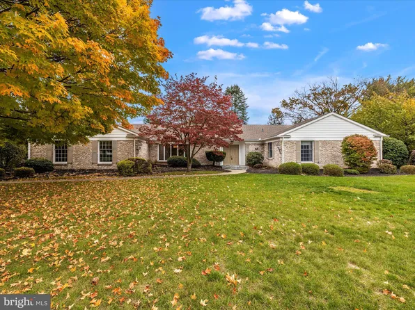 19730 Meadowbrook Rd, Hagerstown, MD 21742