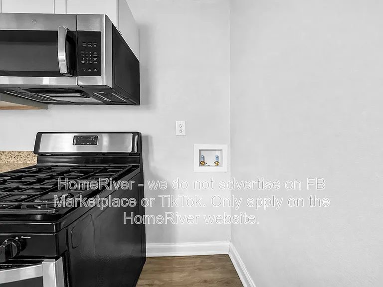 506 Shady Ln — Photo 10