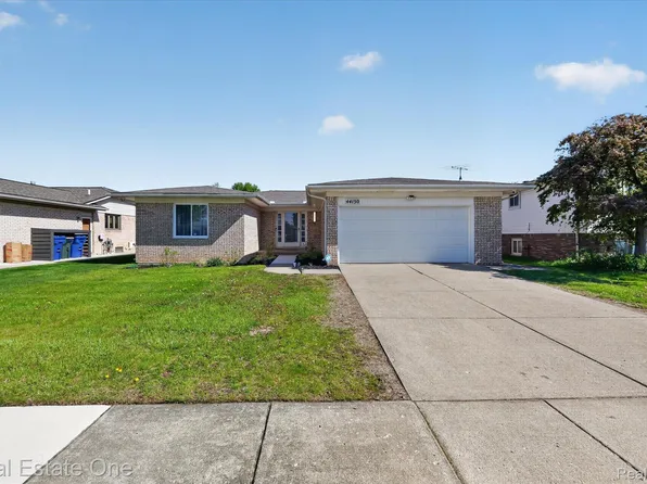 44150 Duchess Dr, Canton, MI 48187