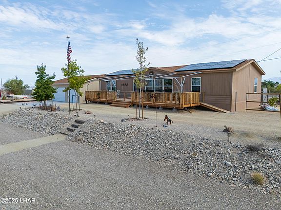 2nd image of 7740 N Hemlock Dr