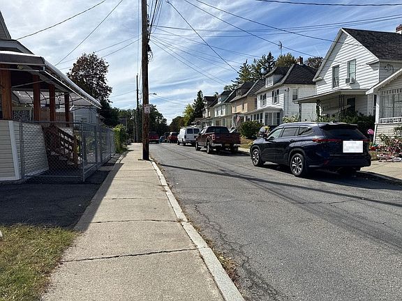 5th image of 9 Princeton St