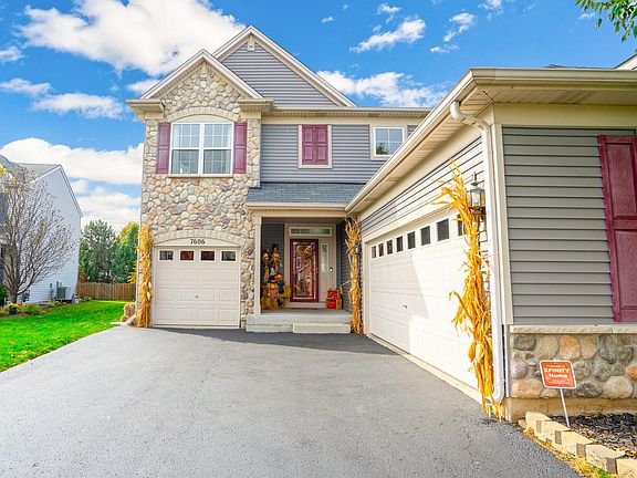 2nd image of 7606 Oakshire Ct