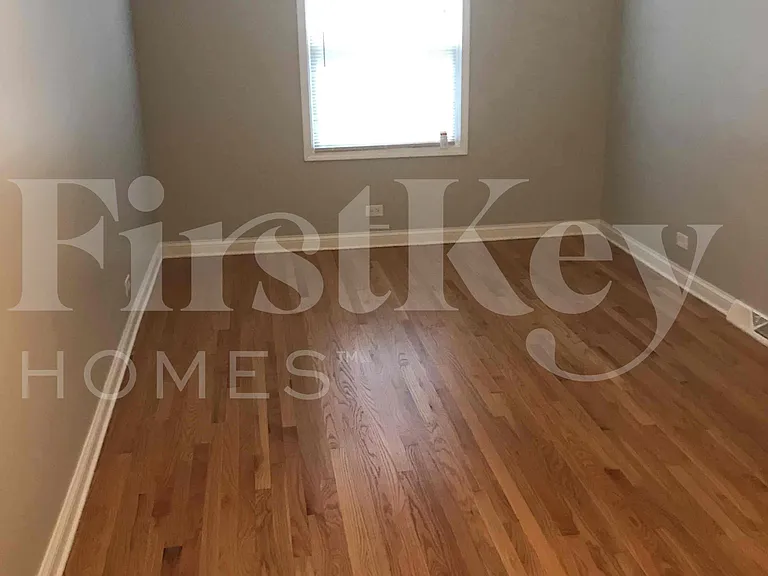 ON132 Cottonwood Dr — Photo 6