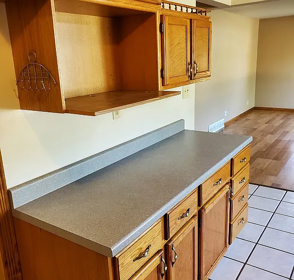 1163 Higgins Ave — Photo 18