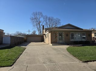 5425 W 99th St, Oak Lawn, IL 60453
