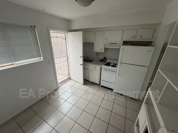 10108 Comanche Rd NE Unit A, Albuquerque, NM 87111