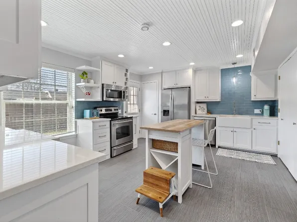 13875 Brookgreen Dr, Dallas, TX 75240