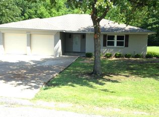 1100 Barron Rd, Fort Gibson, OK 74434