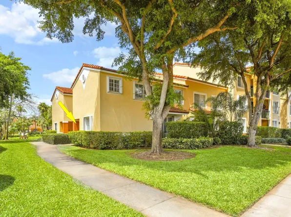 127 Yacht Club Way #101, Hypoluxo, FL 33462