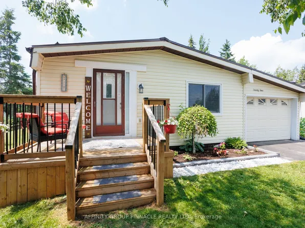 24 Circle Dr, Kawartha Lakes, ON K9V 0H7