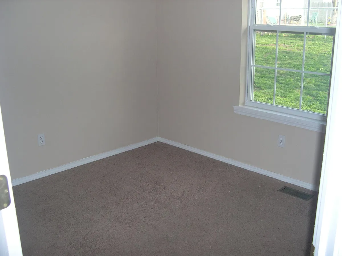 Building Photo - 1032 W Butterfield Dr