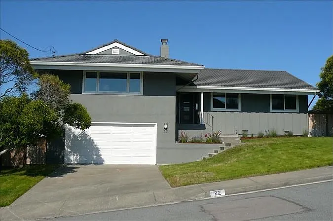 22 Privateer Dr photo 1