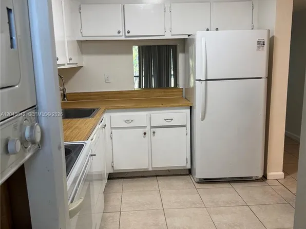 7900 S Colony Cir S, Fort Lauderdale, FL