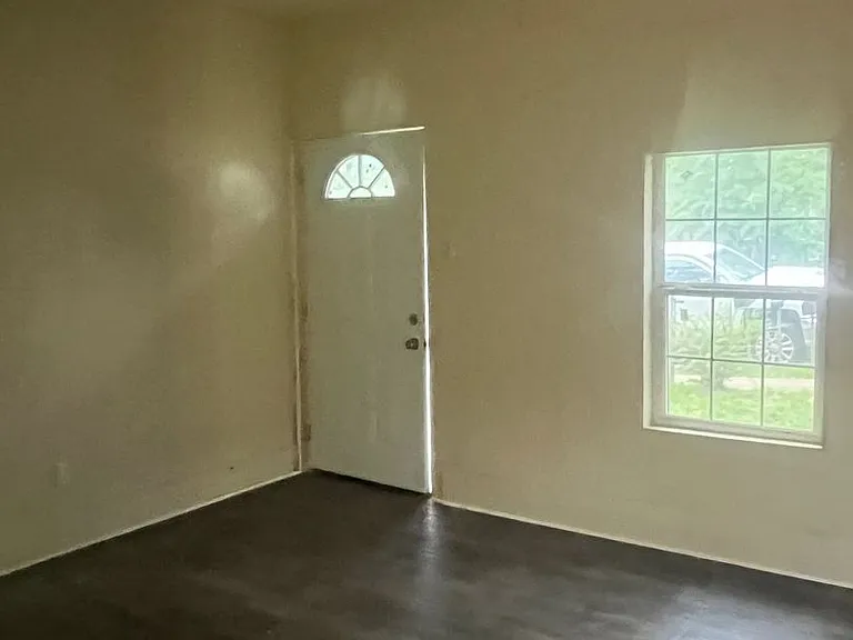 LPP - 428 S. Fredonia St. — Photo 1