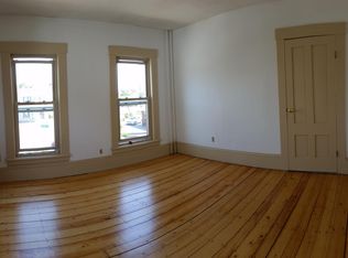 3 Chestnut St APT 5, Dover, NH 03820