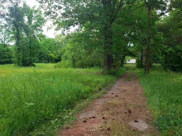 8570 Rankin Branch Rd, Millington, TN 38053