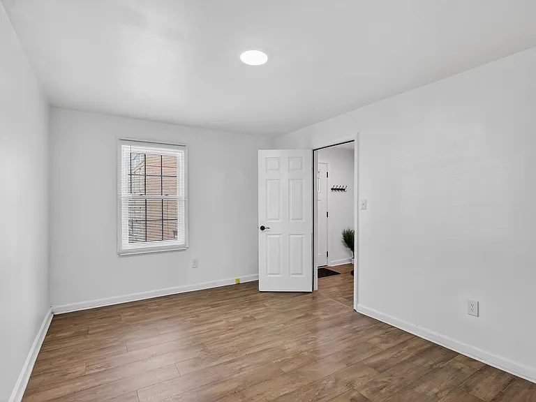 2925 Wythe Ct — Photo 21