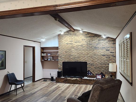 3rd image of 1784 E Lakewood Street