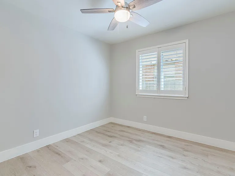 16704 Tomcat Dr — Photo 31