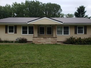 318 S Alta Ave #320, New Hampton, IA 50659