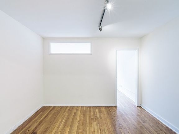 4th image of 347 E 51st St APT 1A