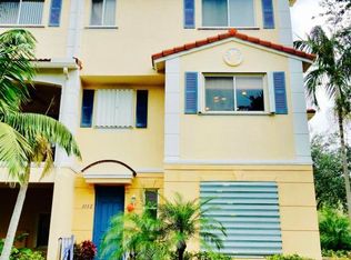 3132 N Oasis Dr, Boynton Beach, FL 33426