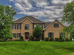 997 E Cherrywine Dr, York, PA 17404