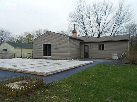 2nd image of 4359 Ashlawn Dr