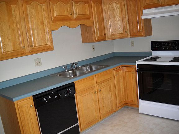 3rd image of 480 S Broad St Ste Ha