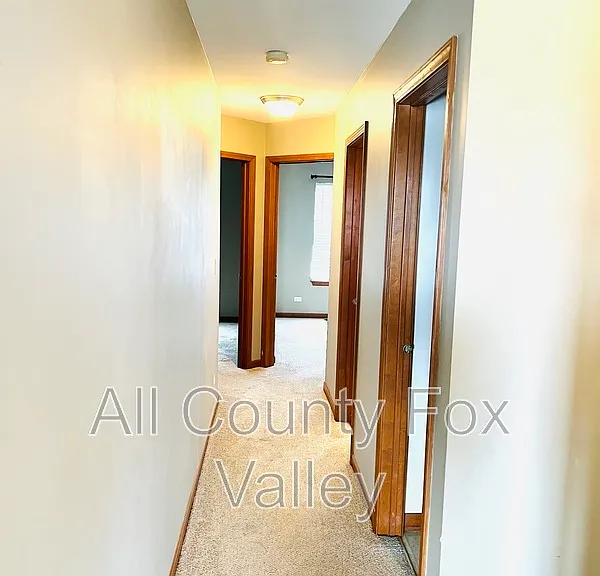 1850 Waverly Way — Photo 13