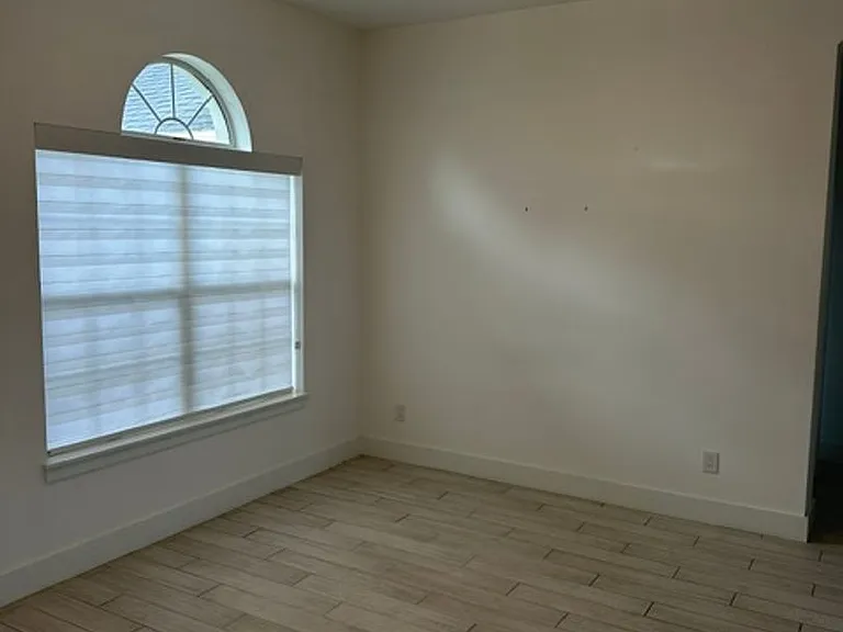 105 Oceans Edge Dr — Photo 5