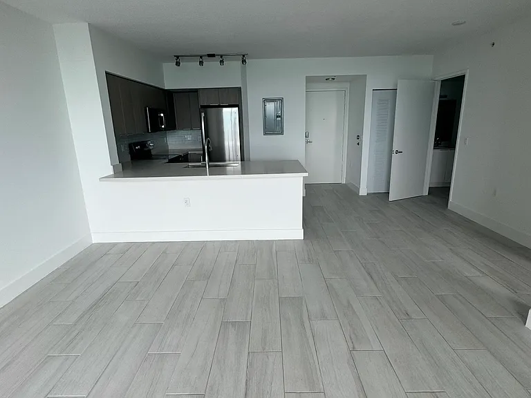 602 E Dania Bch #610 — Photo 7