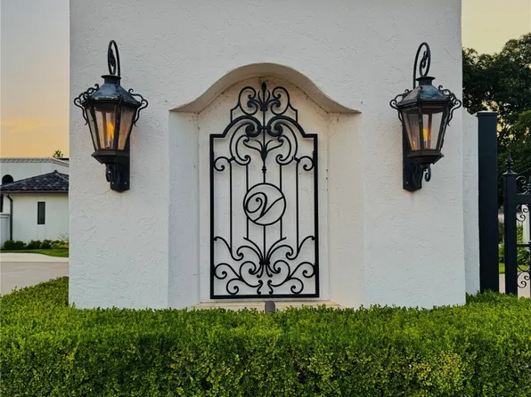 3236 E 61st Pl, Tulsa, OK 74136