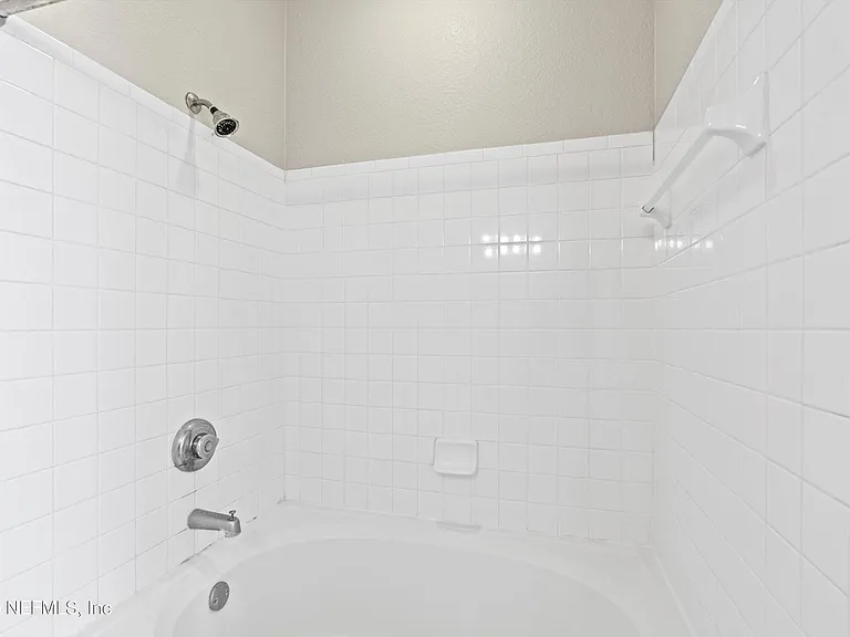 13700 Richmond Park Dr N #701 — Photo 21