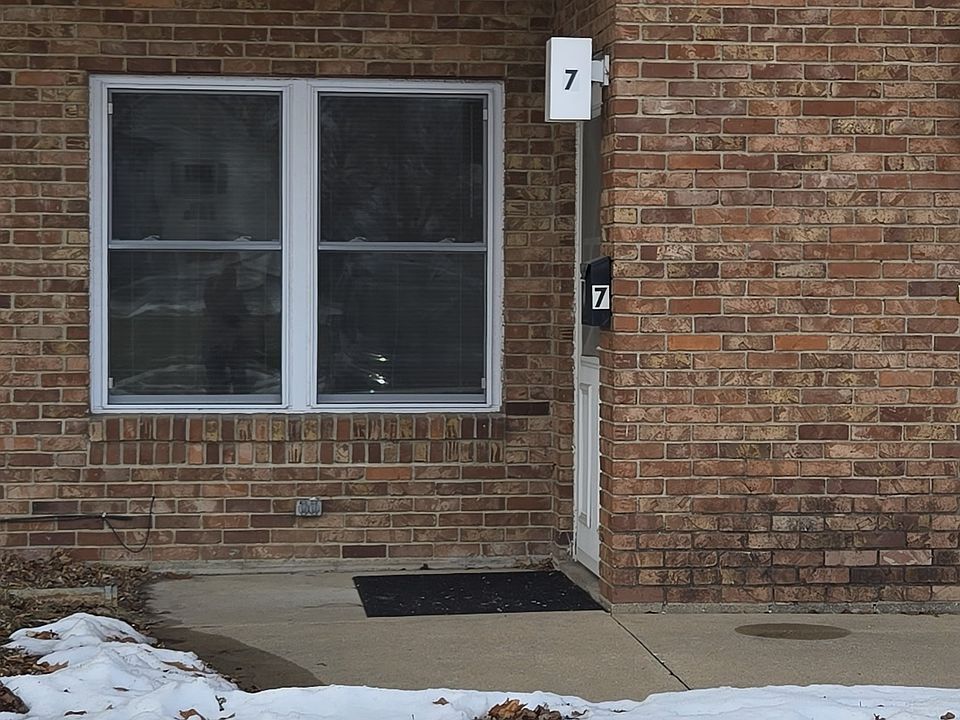 1st image of 2623 Terrace Dr APT 7