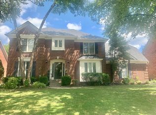 1023 Garden Creek Cir, Louisville, KY 40223