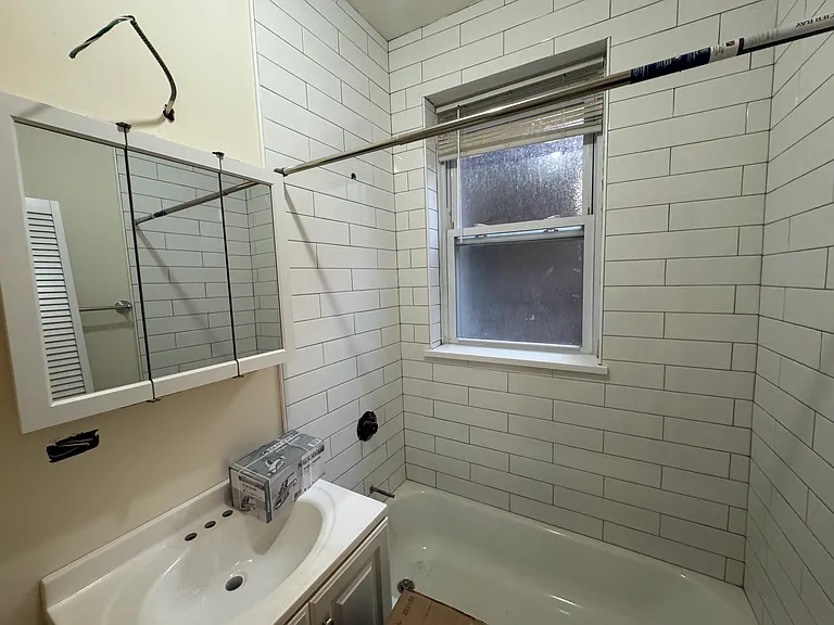 923 N Leavitt St #2 — Photo 2