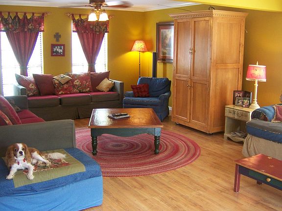 2nd image of 3502 Timothy Ln