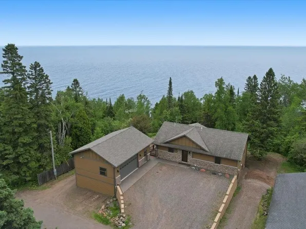 828 Slater Dr, Beaver Bay, MN 55601