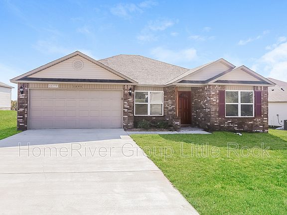 2nd image of 1095 Huntington Dr