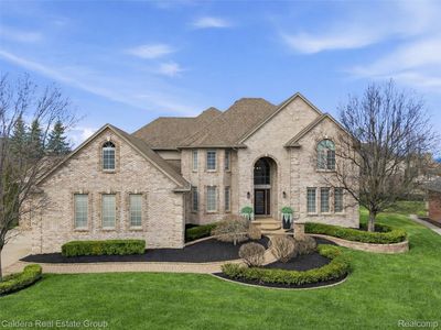 7219 Vista Dr, Shelby Township, MI, 48316